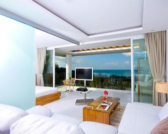 Code Samui Hotel - Ko Samui - Stue