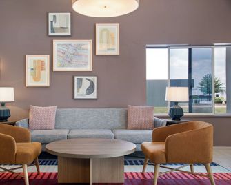 Garner Hotel Sumter Northwest by IHG - Sumter - Lounge