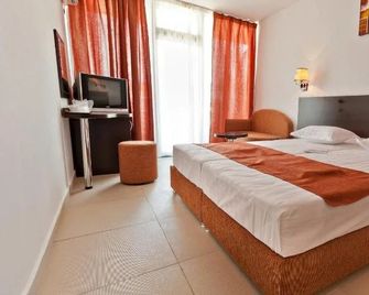 Hotel Recif - Нептун