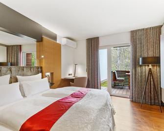 Romantik Hotel Landschloss Fasanerie - Цвайбрюккен - Спальня