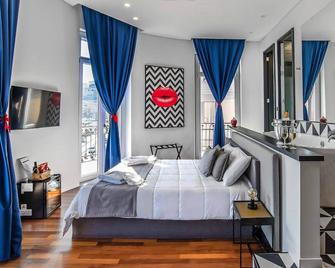 Gram Suites - Naples - Bedroom