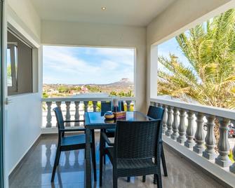 Palm Crest - Willemstad - Balcony