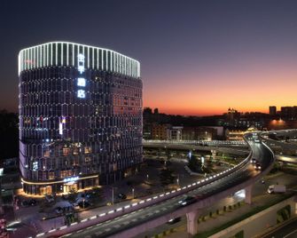 Ji Hotel Guangzhou Panyu Chimelong Wanbo Center - Guangzhou - Building