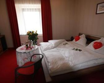 Hotel Restaurant Stöckl - Bad Deutsch-Altenburg - Camera da letto