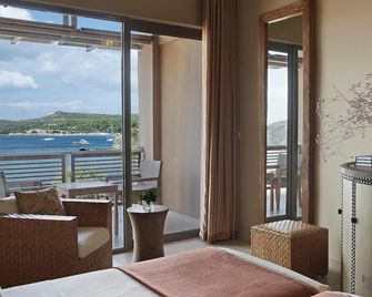 Aegeon Beach Hotel - Sounion