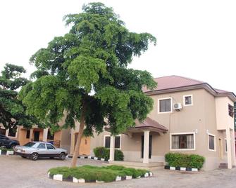 Lily Grand Hotel Lokoja - Lokoja - Edificio