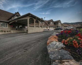 Best Budget Inn & Suites Kamloops - Камлупс