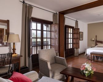 Parador de Tortosa - Tortosa - Schlafzimmer