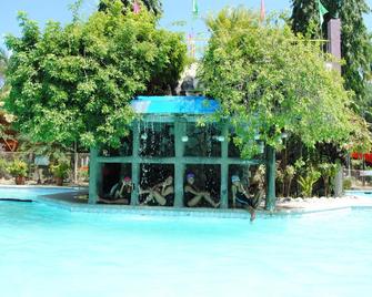 DJ Paradise Hotel - Malolos - Pool