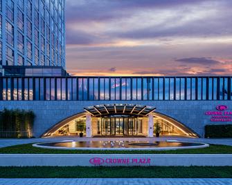 Crowne Plaza Foshan Nanhai - Foshan - Building