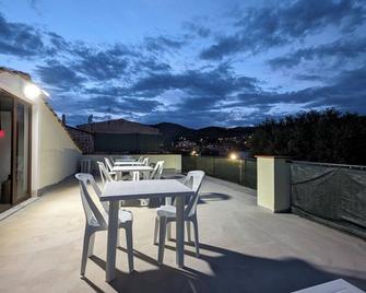 Fabiana's Rooms - Marina di Camerota - Balcone