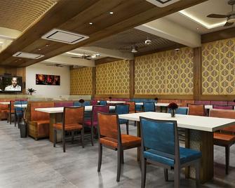 Hotel Indralok - Jūnāgadh - Restaurante