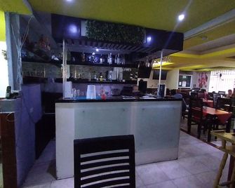 Hotel Puerto México Aeropuerto - Mexico City - Bar