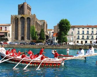 Apartment Les terrasses de la Plage-4 by Interhome - Cap d'Agde - Pool