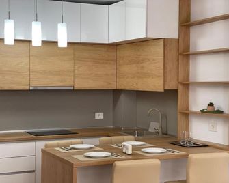 Silence Apartment 2 Oradea - Oradea - Kitchen