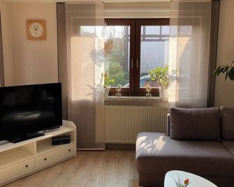 Ferienwohnung Schwarze - Duderstadt - Wohnzimmer
