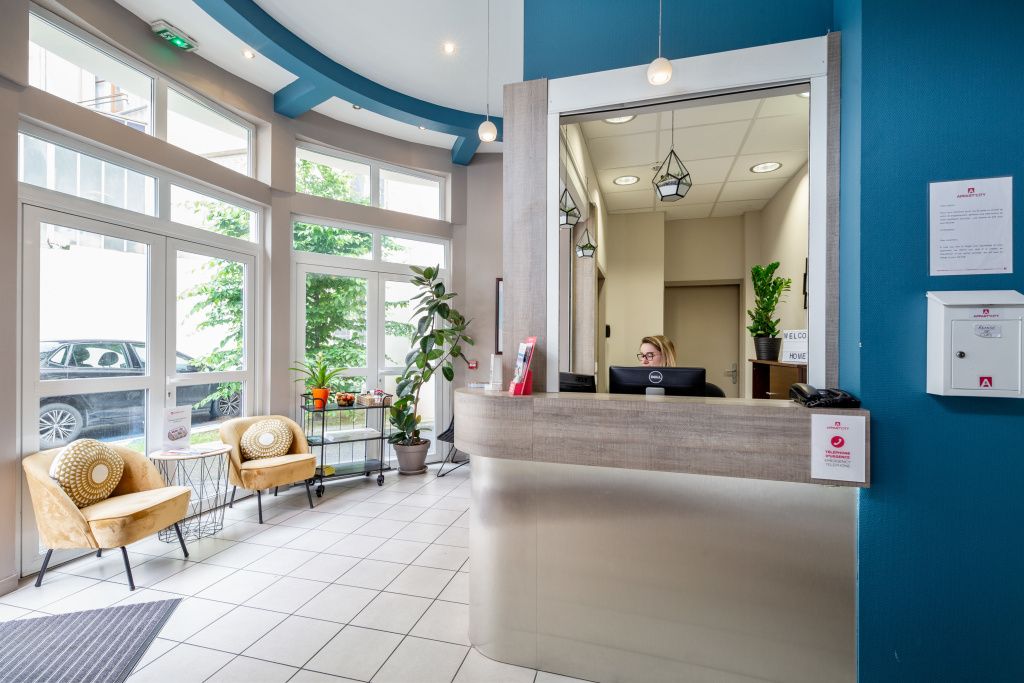 أبارتسيتي كونفورت نيورت سنتر - نيور - أفضل طعام