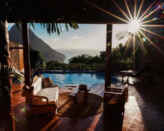 Ladera Resort - Soufrière - Pool