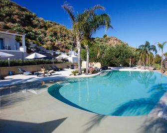 Hotel Villa Enrica - Aeolian Charme - Lipari - Pool