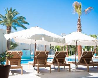Bh Mallorca Apartments - Adults Only - Magaluf - Pool