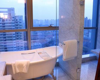 Xian Jue Vu Hotel - Xi'an - Bathroom