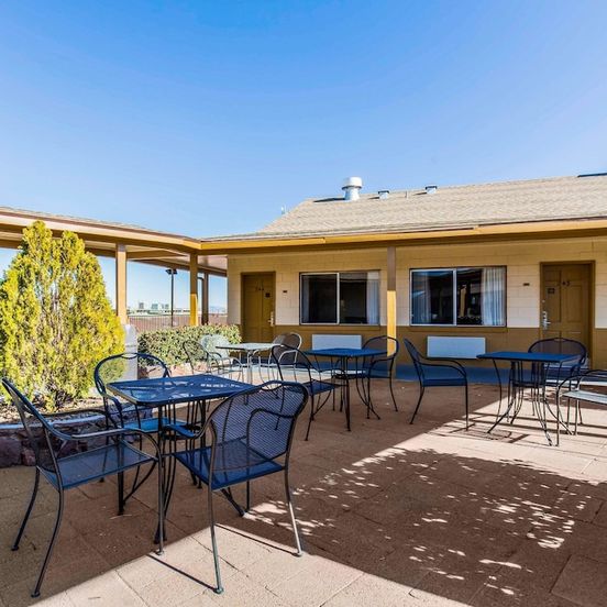 Patio view of Rodeway Inn Kingman Route 66