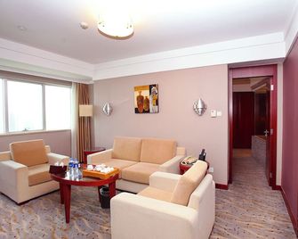 Xiamen Jingmin Central Hotel - Xiamen - Fitnessbereich