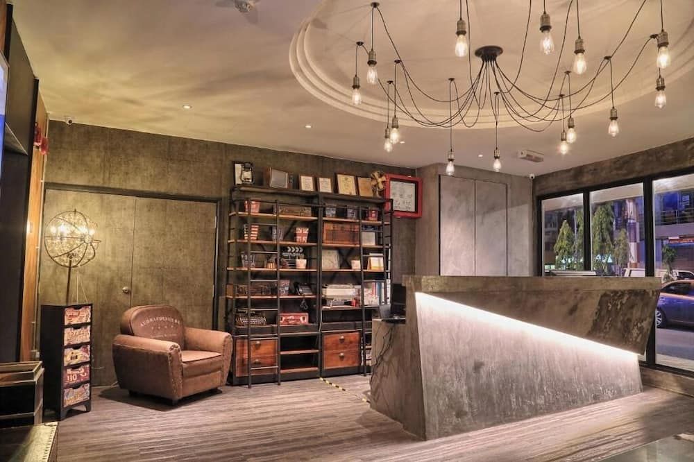 هوتل كريستال