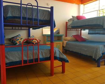 Hostel Vallarta - Puerto Vallarta - Phòng ngủ