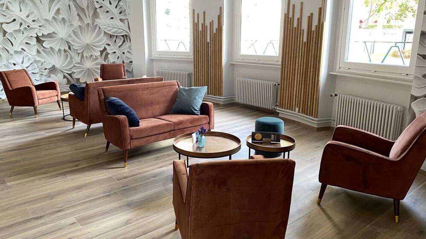 فندق إيدن بالاس أو لاك