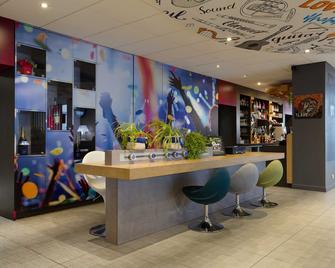 B&B HOTEL Reims Centre Erlon - ריימס - בר