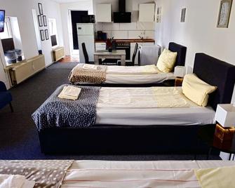 Zentrale City Apartments - Optimal für Kurz- oder Langzeitaufenthalte - Neumünster - Bedroom