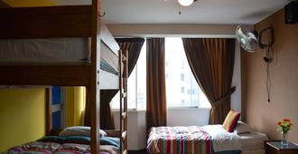 Tupac Hostel - Lima Airport - Lima - Bedroom