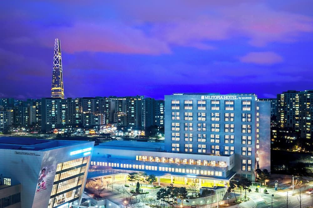 ويري ميليتوبيا هوتل باي مارين
