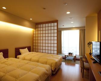 Takato Sakura Hotel - Ina - Schlafzimmer