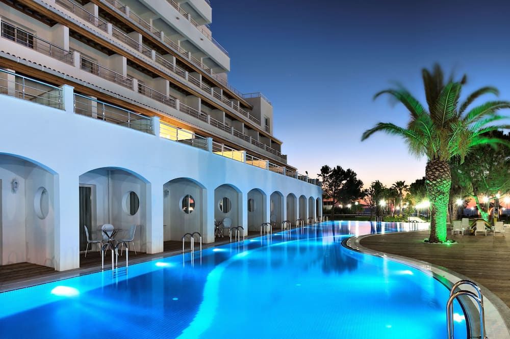 Batihan Beach Resort & Spa