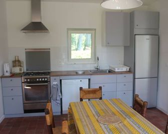 Charming village house by the sea - Sassetot-le-Mauconduit - Kitchen