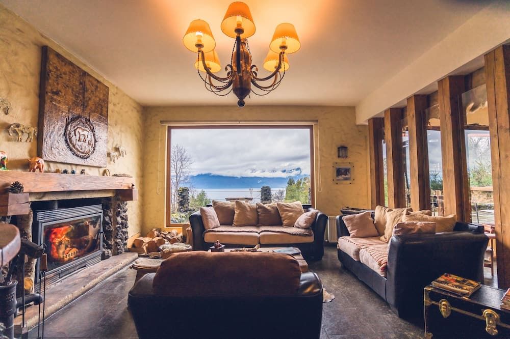 Hotel Casaestablo By Dot Boutique - Pucon - Oturma odası