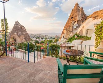 Roc Of Cappadocia - גורמה - מרפסת