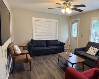 Cozy Home In Lake Geneva Wi Area - Lake Geneva - Wohnzimmer