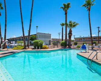 Red Roof Inn Tucson Downtown - University - Tucson - Kolam