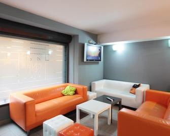 Youth Hostel Center Valencia - Valencia - Sala de estar