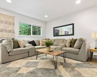 Sandy River Retreat | Pet Friendly | Epic Fishing - Sandy - Sala de estar