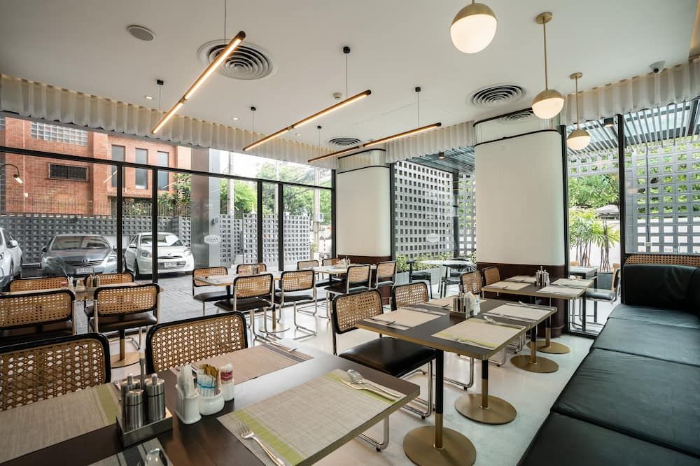 Hotel Amber Sukhumvit 85