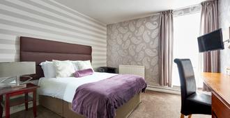 St James Hotel - Grimsby - Schlafzimmer