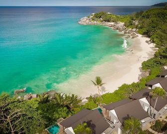 Carana Beach Hotel - Glacis