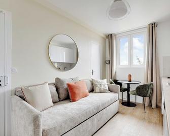 Cosy apartment - 1BDR for 3P - Ivry-sur-Seine - Ivry-sur-Seine - Living room