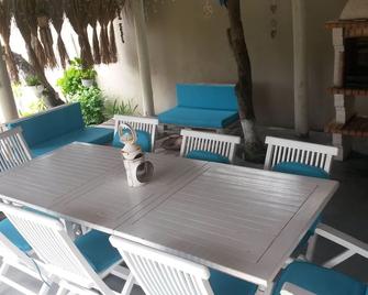 Ponta Beach Guest House - Ponta d'Ouro - Patio