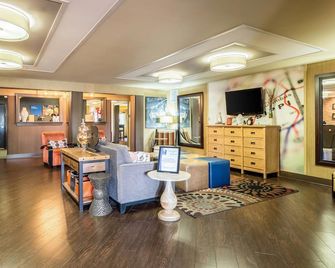 Comfort Inn Tupelo Central - Tupelo - Reception