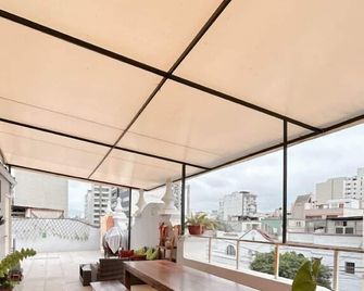 Casa Águila y Cóndor Miraflores - Lima - Balkon